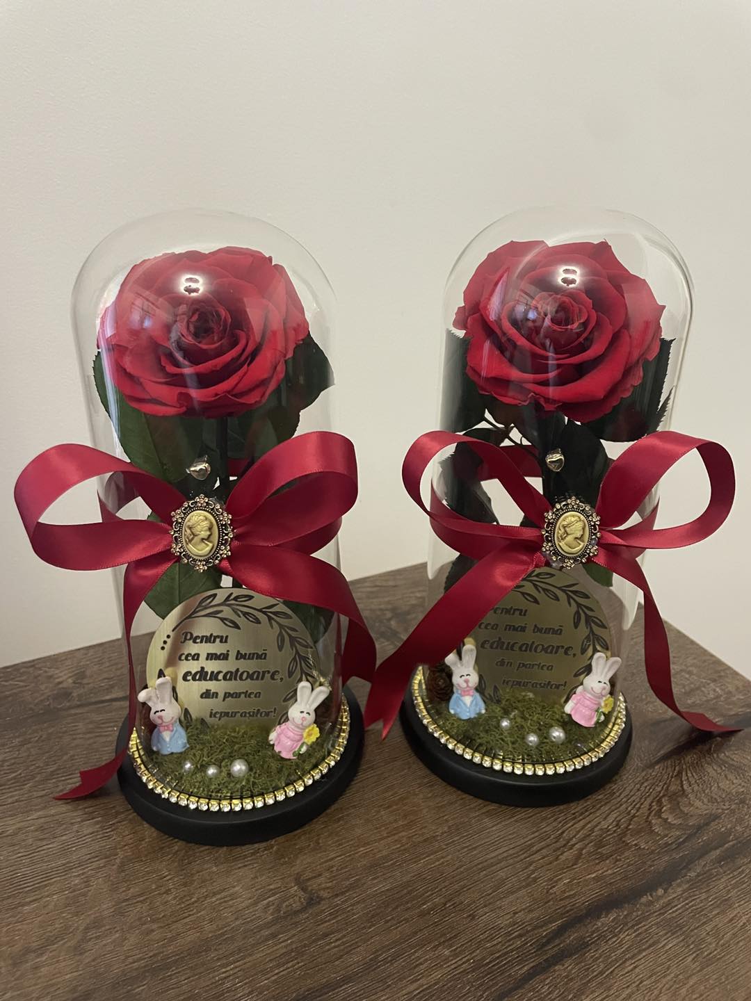 Set 2 buc de cupolă de sticlă cu trandafir criogenat roșu antique ruby {Educatoare}