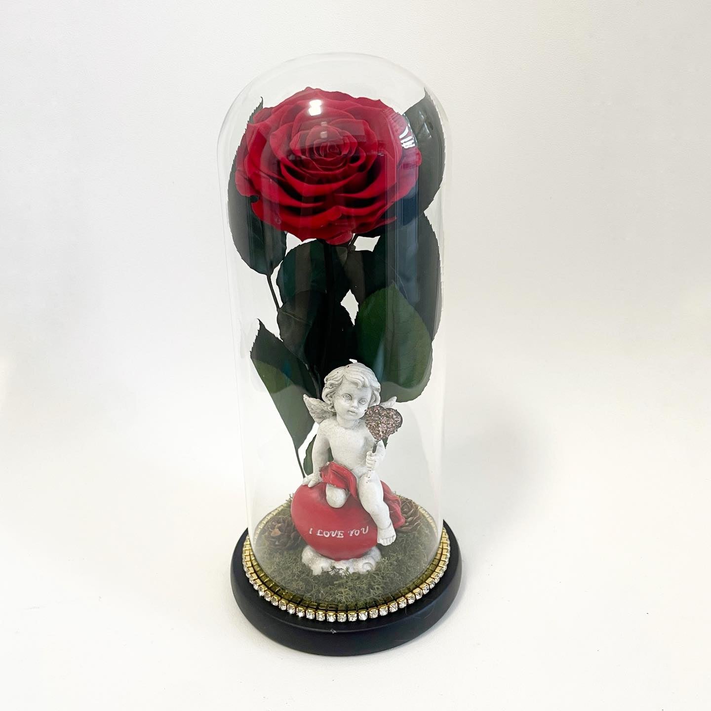 Cupolă de sticlă cu trandafir criogenat roșu antique ruby cupio