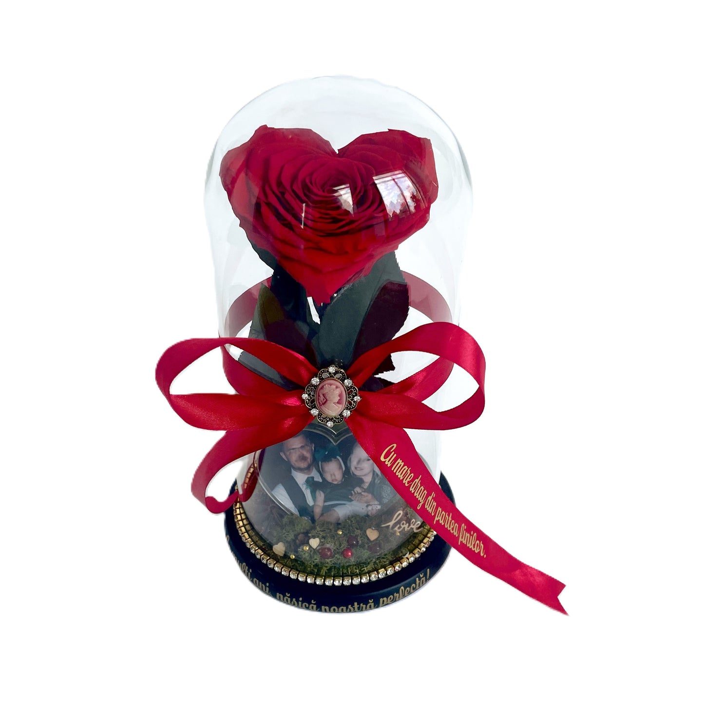 Cupolă de sticlă cu trandafir criogenat inimă roșu antique ruby