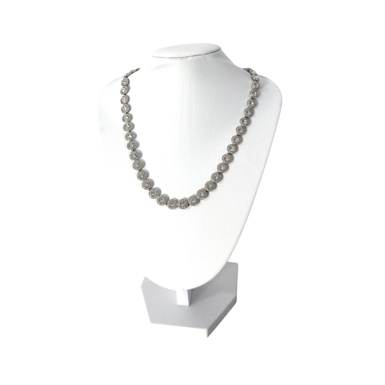 Închiriere bust alb pentru coliere